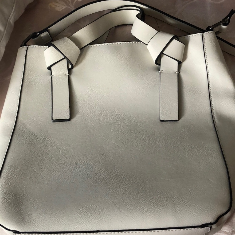Clark’s purse